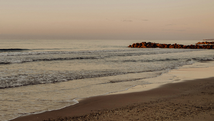 Plage de pavalas-les-flots